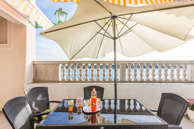 Apartment Masa Pirovac Εξωτερικό φωτογραφία